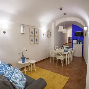 bluoltremare.hotels-amalfi.com/